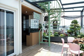 Exterior - Joy Apartment Pearl West Lake (Tay Ho)