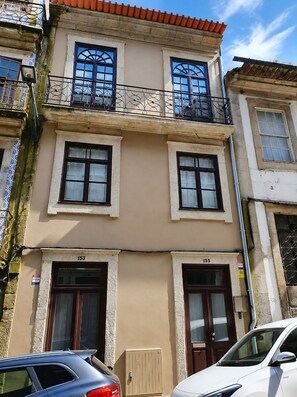 Ngoại thất