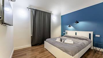 3 camere