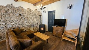 Fernseher, Kamin