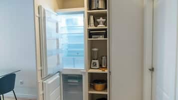 Apartamento Oursense, 1 habitación, 2 baños | 內部