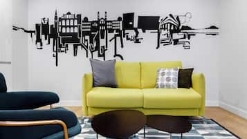 Apartamento Malasaña, 1 habitación, 1 baño | Área de estar
