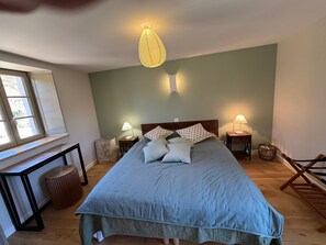 Room - Cottage “La Maison Du Potager” with Private Terrace and Garden (Laps)