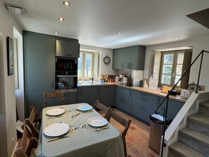 Dining - Cottage “La Maison Du Potager” with Private Terrace and Garden (Laps)