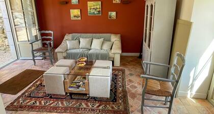 Cottage “La Maison Du Potager” with Private Terrace and Garden