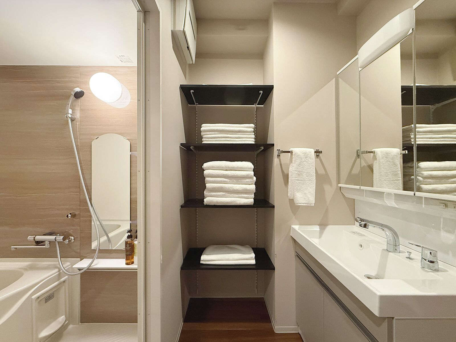 City-Apartment | Badezimmer