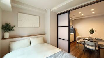 Economy Apartment | Desk, laptop workspace, iron/ironing board, free WiFi