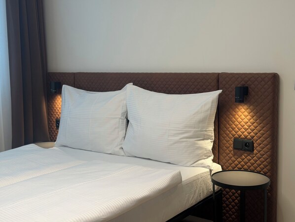 Studio - Factory Suites (Prague)