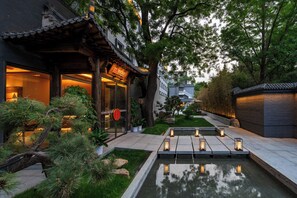 Pool - qiannajiudian (Beijing)