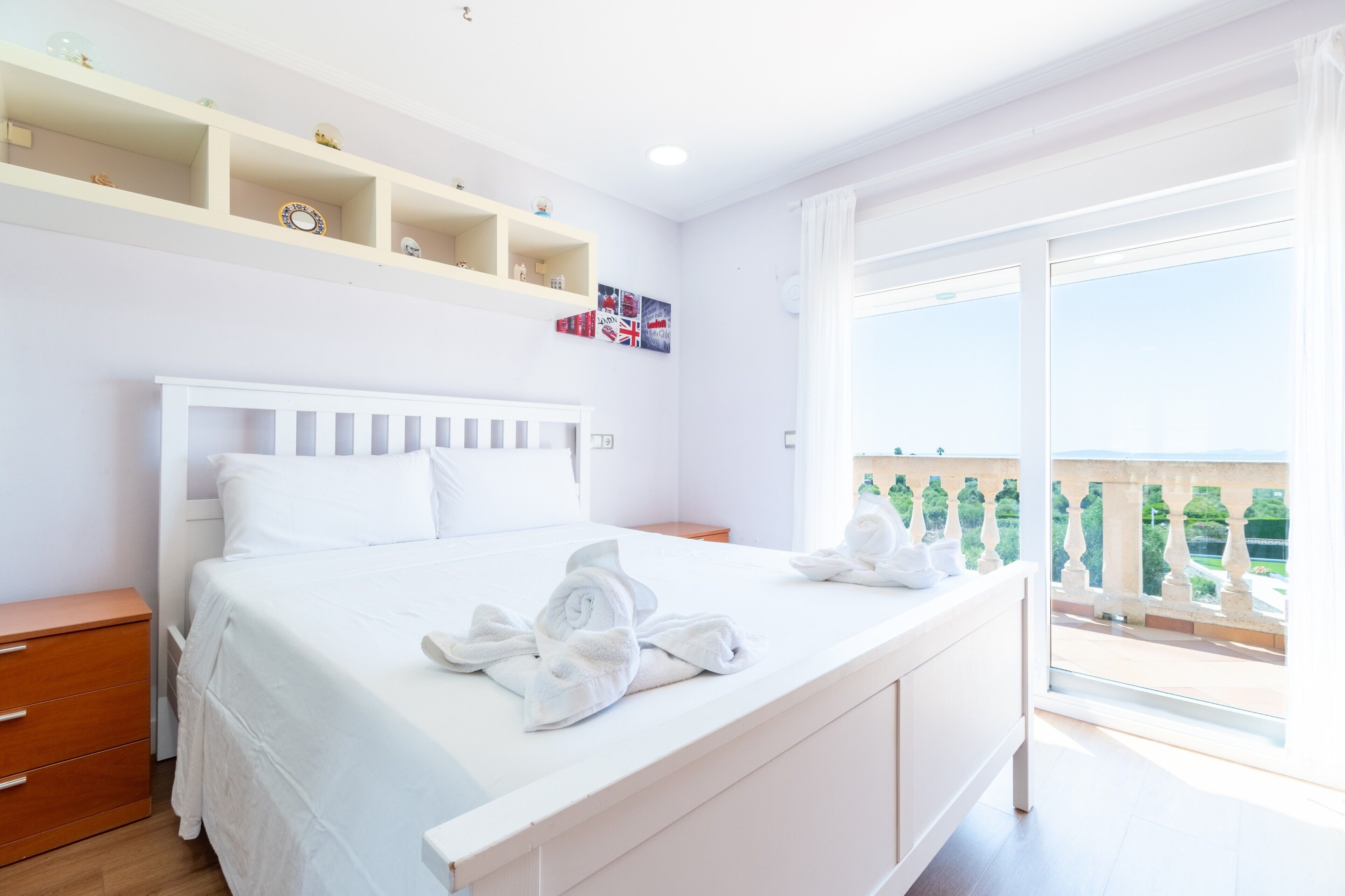 5 chambres, fer et planche à repasser, Wi-Fi, literie fournie