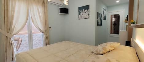 2 bedrooms, WiFi, bed sheets