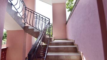 Apartment, 2 Schlafzimmer, Terrasse | Innenbereich