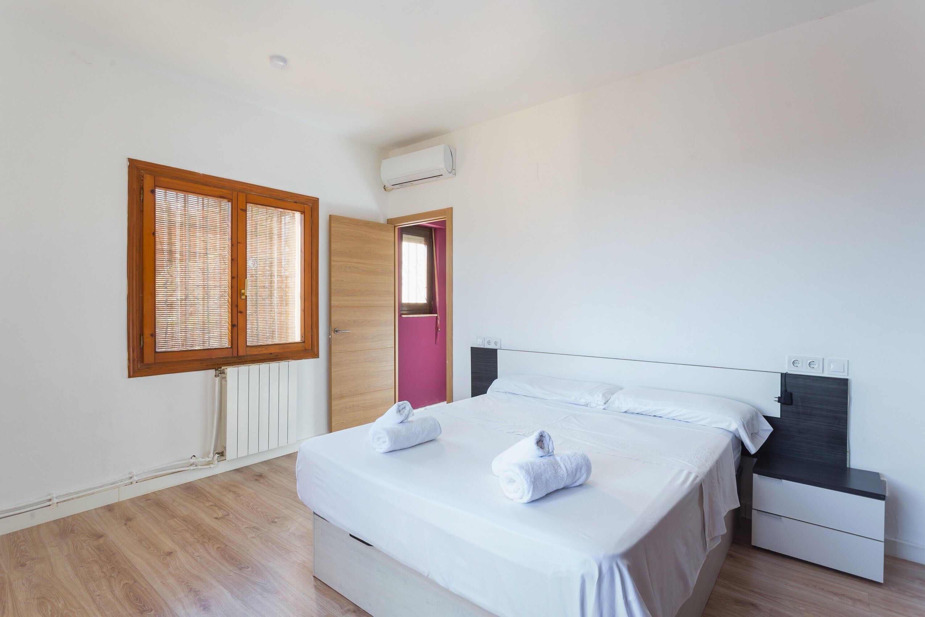 3 Schlafzimmer, Bügeleisen/Bügelbrett, WLAN, Bettwäsche