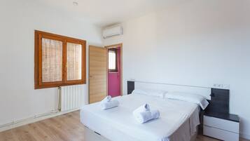 3 Schlafzimmer, Bügeleisen/Bügelbrett, WLAN, Bettwäsche
