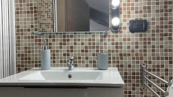 Habitación económica doble | Baño