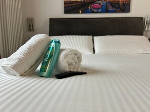 高級客房 | 免費無線上網、床單