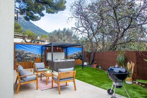 Terrace/patio - Villa Provence -Clim-Terrasse-Jacuzzi®-BBQ (La Valette-du-Var)
