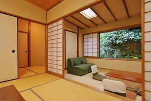 Economy Room, Non Smoking | Interior - Sanpeiso (Atami)