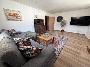 Living area - Apartment "Wohnung" with Shared Terrace, Garden, and Wi-Fi (Haidmühle)