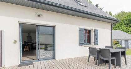 Holiday Home 'Le T'chot Pierre 2' with Lake View, Private Terrace and Wi-Fi