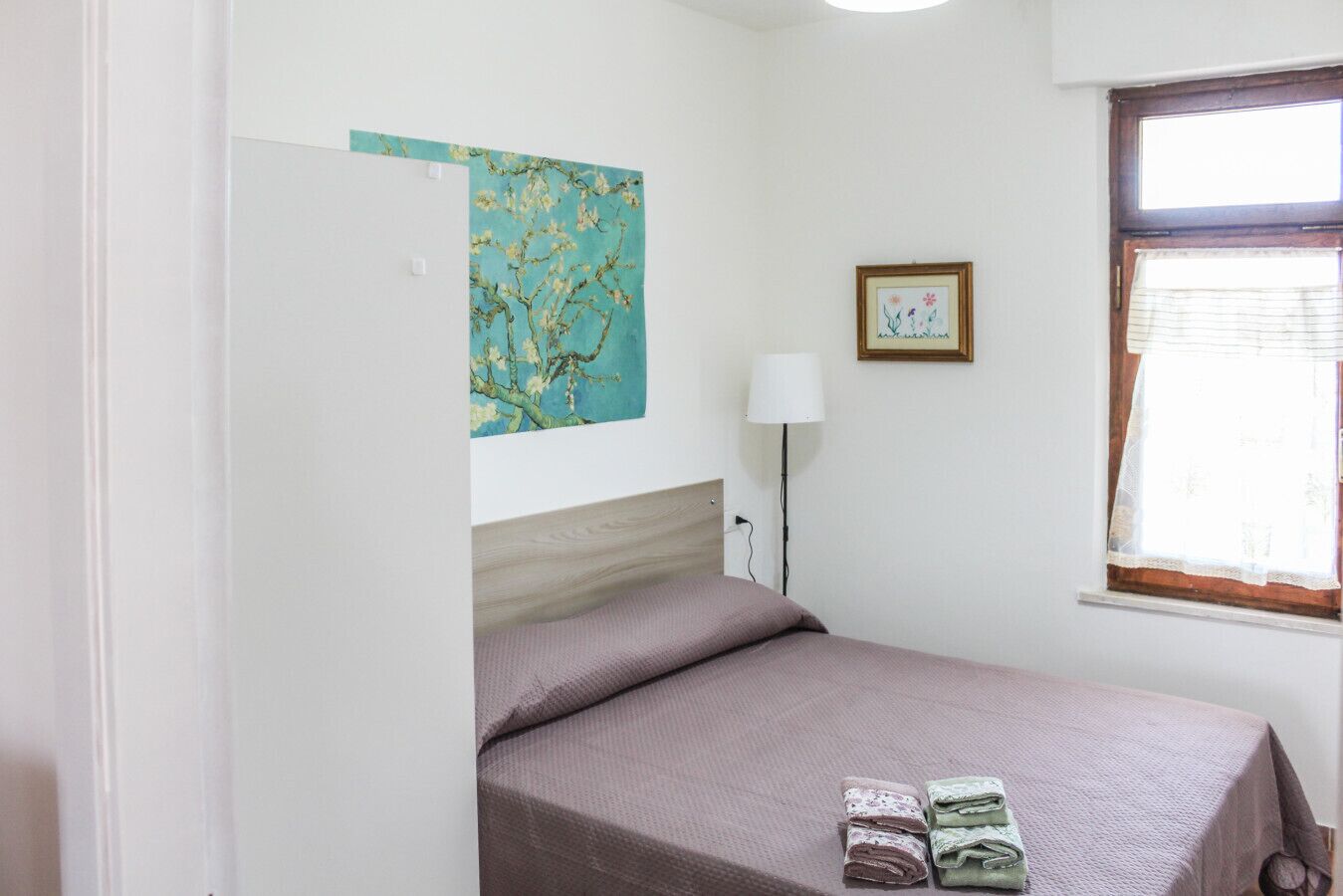 2 slaapkamers, een strijkplank/strijkijzer, beddengoed