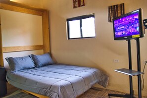 1 bedroom, iron/ironing board, WiFi, bed sheets - Cozy Loft studio with views of Downtown Tijuana (Tijuana)