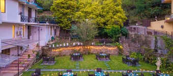 Karnika Resort By White Panda Hotels