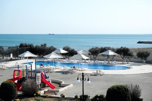 Villa économique | Piscine extérieure
