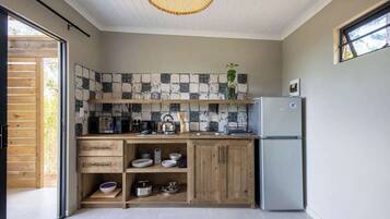 Fridge, microwave, stovetop, toaster