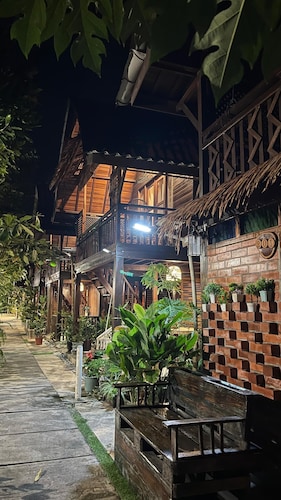 Golden Chenang Village