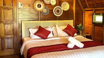 Superior Double Room | Desk, free WiFi