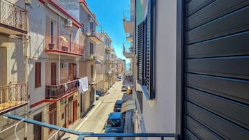 Apartamento, sacada, vista para o mar | Sacada