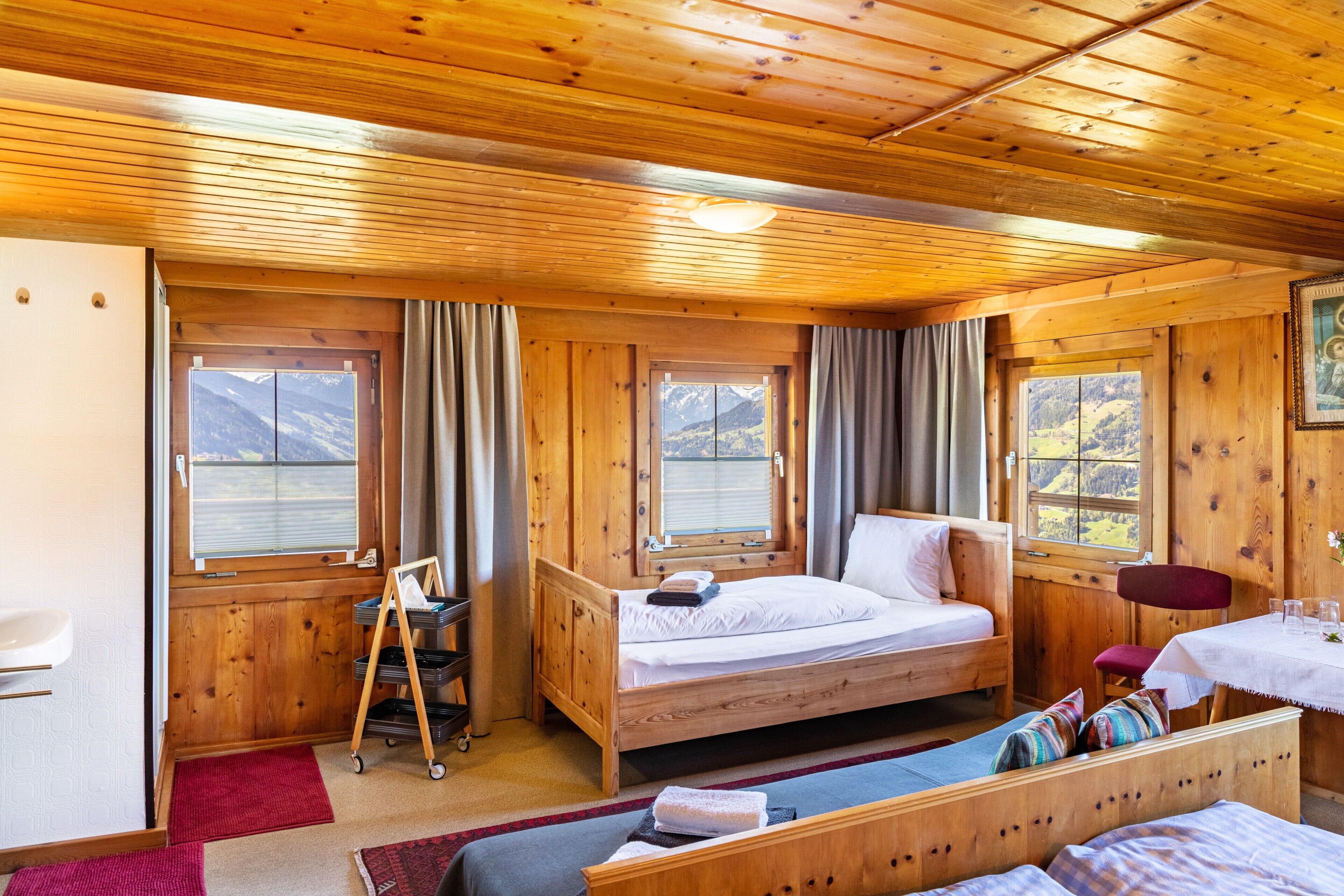 1 quarto, ferros/tábuas de passar roupa, Wi-Fi, roupa de cama
