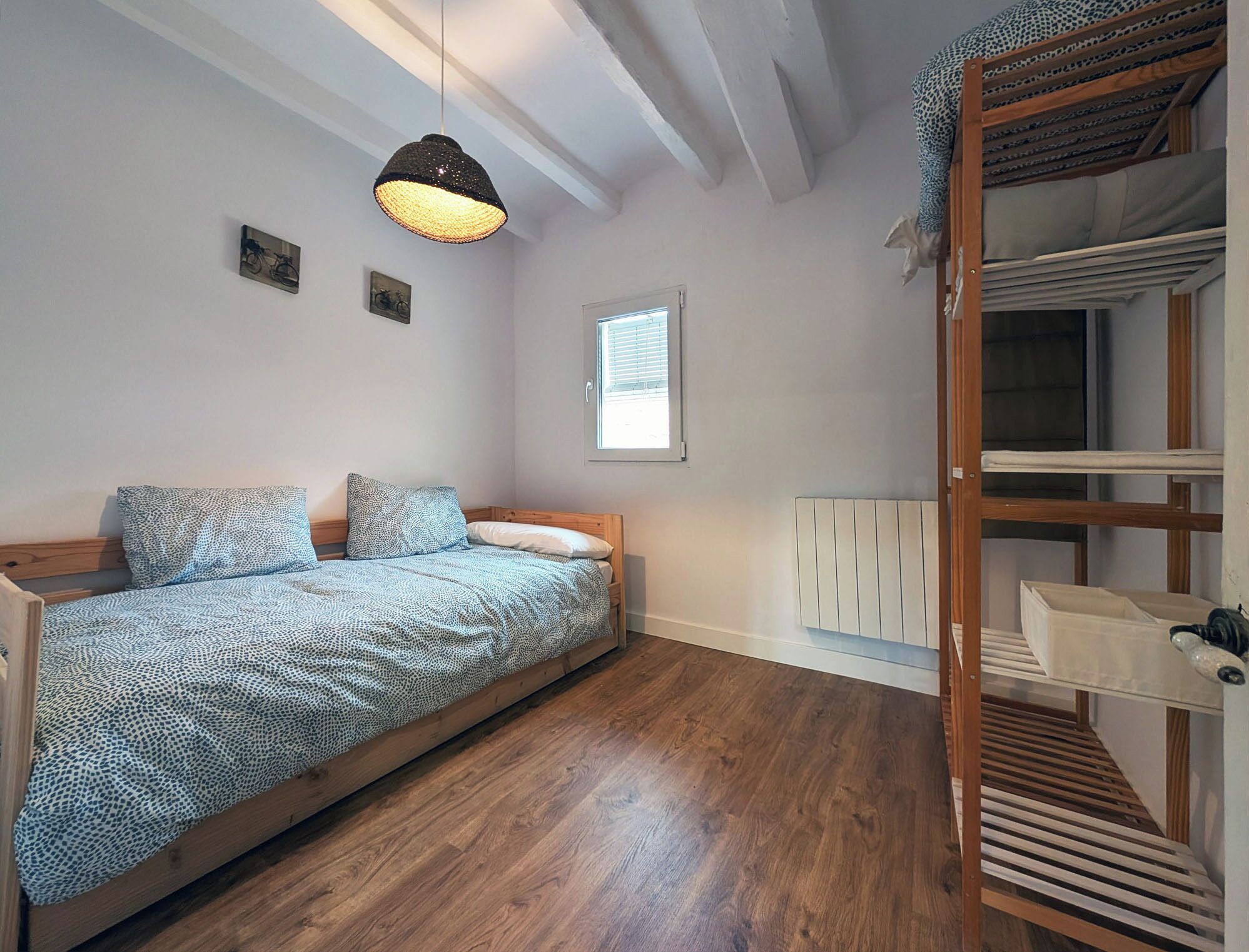 3 bedrooms, iron/ironing board, free WiFi, bed sheets