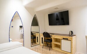 Standard Double Room, 1 Katil Ratu (Queen), Non Smoking, Private Bathroom | Wi-fi percuma 