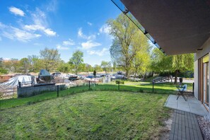 Terrace/patio - Spacious Apartment | Garden and Workspace (Wrocław)