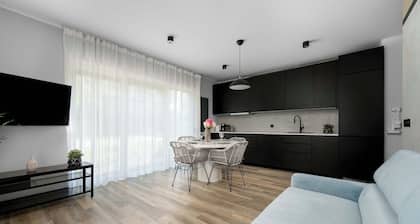 Spacious Apartment | Garden and Workspace