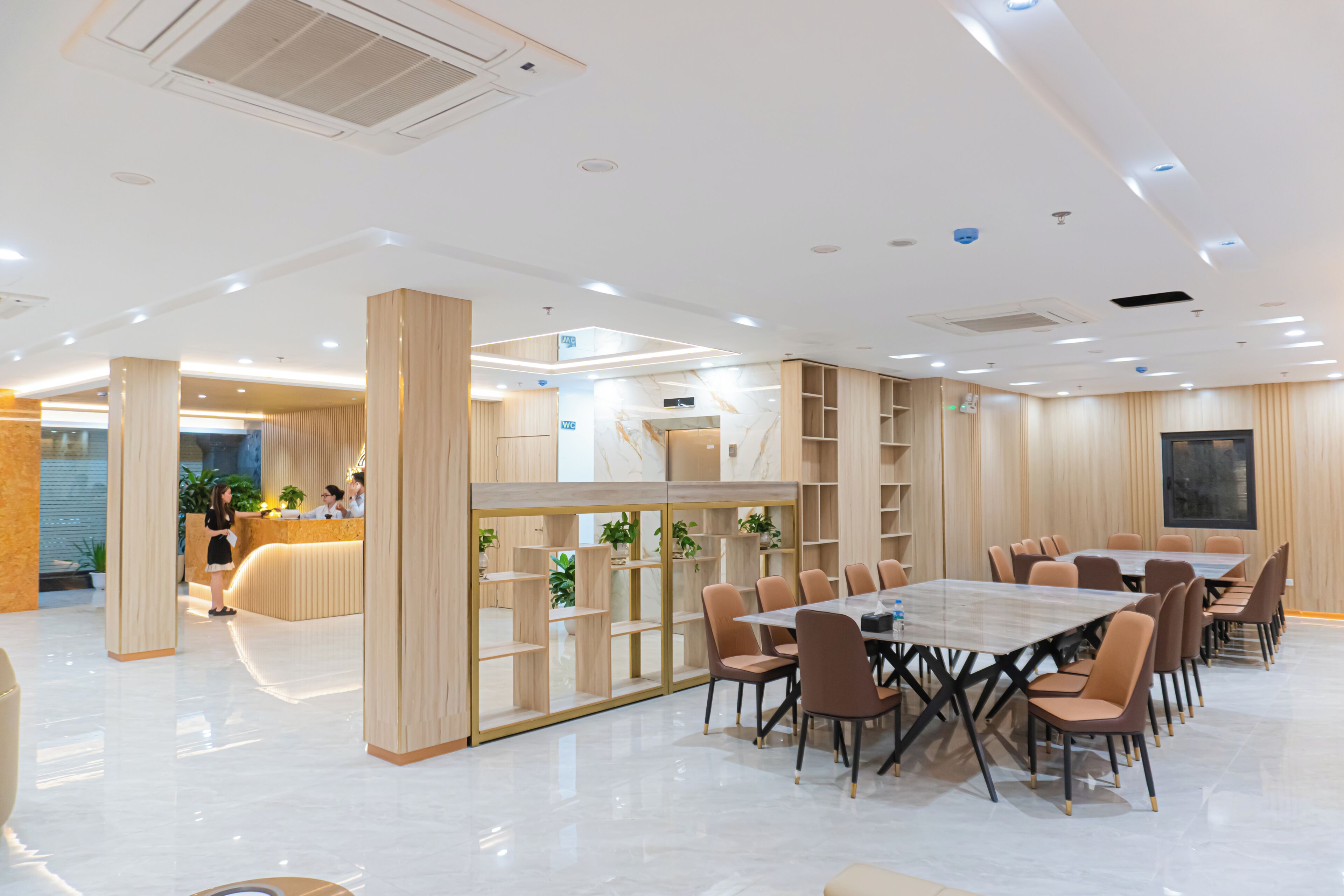 Food court