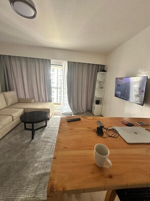 TV -     Comfortable Nairobi Stay in Nairobi Near NextGen Mall.20 minutes to JKIA. (Nairobi)