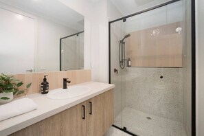 Hair dryer - Ocean View Retreat | EV Charger | Family Friendly (Warrnambool)
