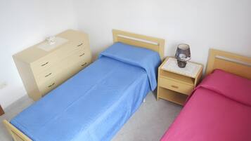 2 bedrooms