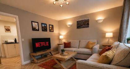 Central Bridgnorth Boutique Townhouse - Private Parking
