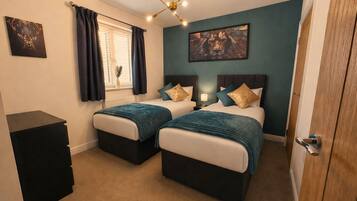 2 bedrooms, WiFi, bed sheets