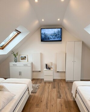 1 bedroom, bed sheets - Charming renewed apartment in Rogla (Vitanje)
