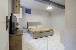 1 bedroom, WiFi, bed sheets - Holiday Home 'Dimora Il Respiro Di Pisa' with Wi-Fi (Pisa)