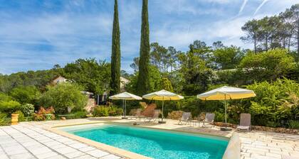 Maison de vacances « Le Mas » avec piscine partagée, Wi-Fi et climatisation