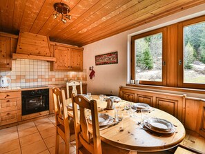 Dining - Spacious apartment near slopes - 6 guests (Les Gets)
