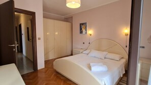 5 Schlafzimmer, kostenloses WLAN, Bettwäsche