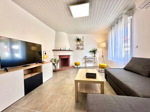 Living area - Fully renovated air-conditioned house Hyper center Vieux Boucau Les Bains (Vieux-Boucau-les-Bains)