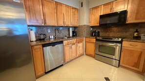 Fridge, microwave, oven, stovetop - Oceanfront two-bedroom (Surfside)